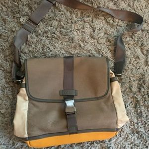 Coach Men’s Crossbody Messenger Bag used once. Paper still on zipper
